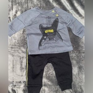 Baby nirvana sweater outfit